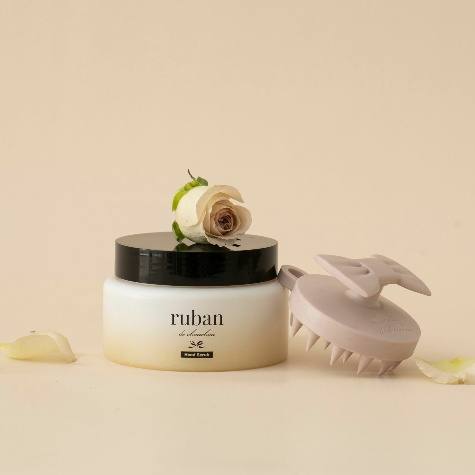 000000000100-01.jpg?size=l&w=